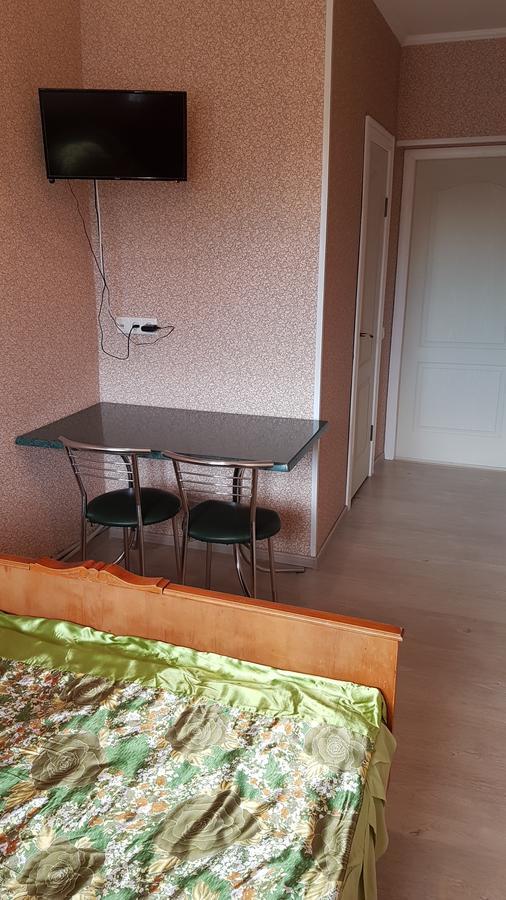 Glamour Hotel Luhyny エクステリア 写真